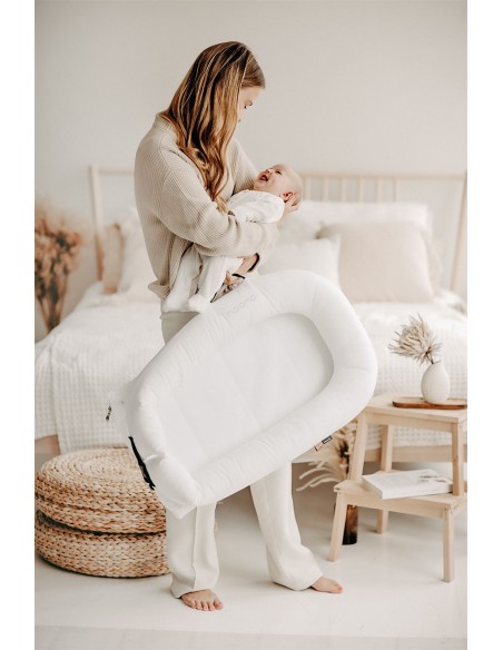Noordi 2in1 Deluxe Baby Nest + Maternity Pillow-White Johnston Prams